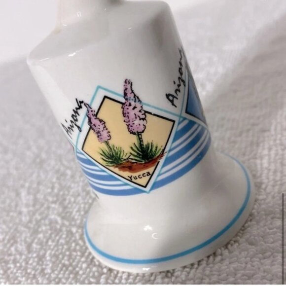 Vintage White  Blue Arizona Ceramic Souvenir Bell - Picture 8 of 14